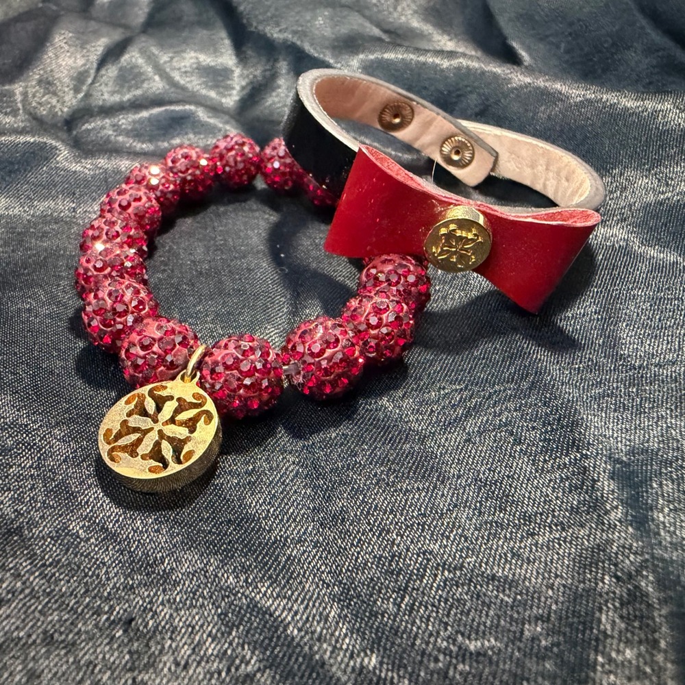 Rustic Cuff Bracelet Set Girls Red Beaded‎ Gold Charm Leather Bow Cuff